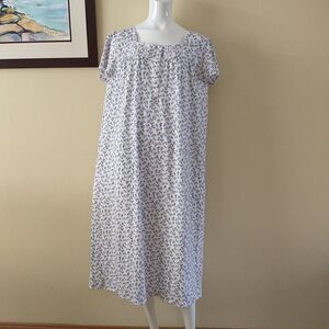 Croft Barrow Nightgown Womens L Ditsy Floral Flower Buttons Lace Trim Long